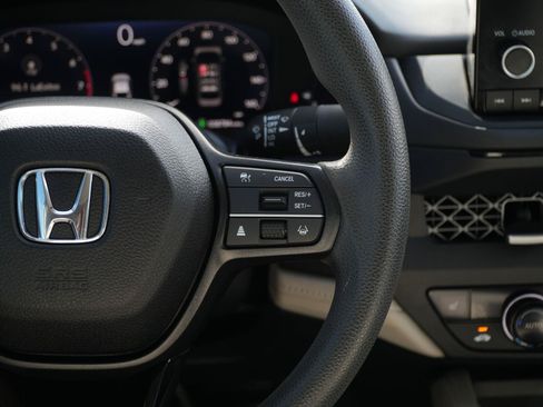 Used 2024 Honda Accord EX image 23