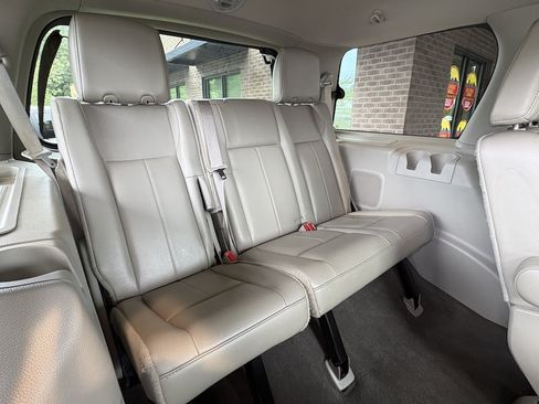 Used 2012 Ford Expedition Limited RWD image 35