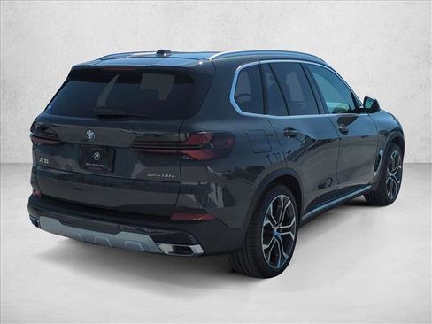 New 2026 BMW X5 xDrive50e w/ Executive Package AWD/4WD image 2