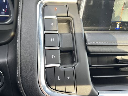 Used 2023 Chevrolet Tahoe LT w/ Luxury Package image 26