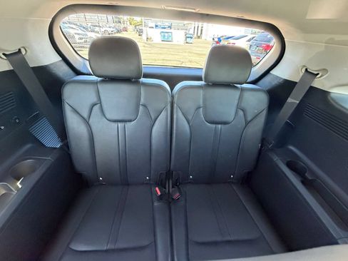 Used 2024 Kia Sorento S FWD image 30