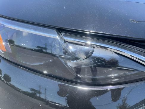 Used 2025 Chevrolet Malibu LT FWD image 8