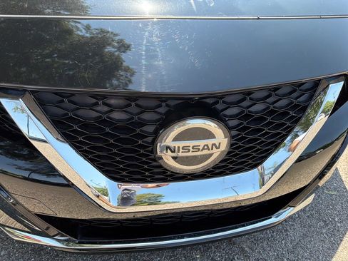 Used 2019 Nissan Maxima SR w/ Premium Package FWD image 17