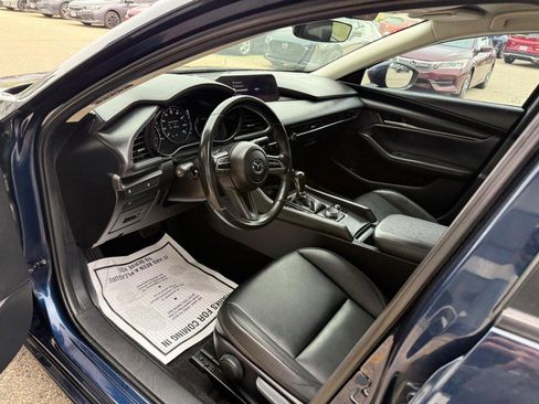 Used 2021 MAZDA MAZDA3 s FWD image 10