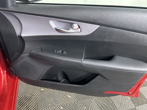 Certified 2024 Kia Forte LXS image 41