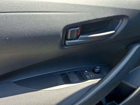 Certified 2023 Toyota Corolla LE w/ Carpet Mat Package (TMS) FWD image 8