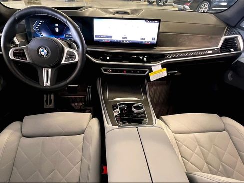 Certified 2025 BMW X5 M60i image 15
