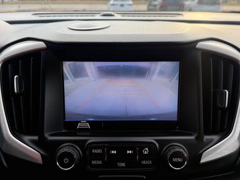 Used 2018 GMC Terrain SLT image 15