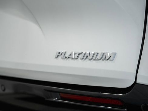 New 2026 Toyota Sienna Platinum image 7