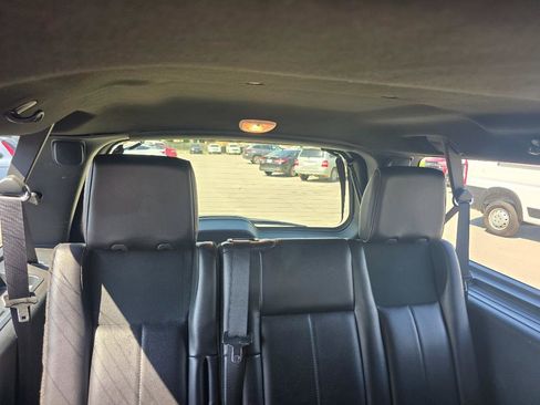 Used 2016 Ford Expedition EL XLT w/ Equipment Group 202A RWD image 13
