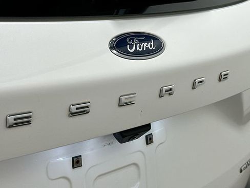 Used 2020 Ford Escape SE AWD/4WD image 28