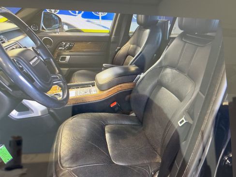 Used 2018 Land Rover Range Rover Supercharged AWD/4WD image 7