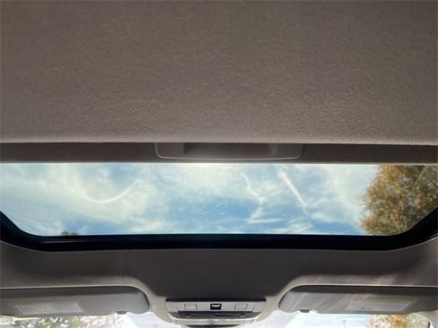 New 2025 Nissan Sentra SR w/ SR Premium Package image 16