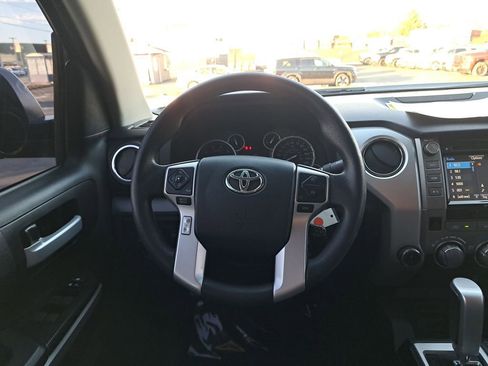 Used 2017 Toyota Tundra SR5 image 21