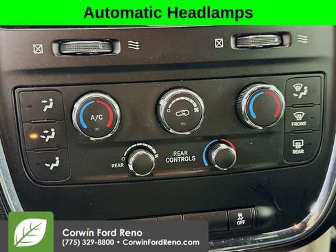 Used 2017 Dodge Grand Caravan SXT image 15