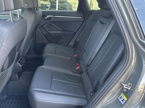 Used 2025 Audi Q3 2.0T Premium w/ Convenience Package image 13