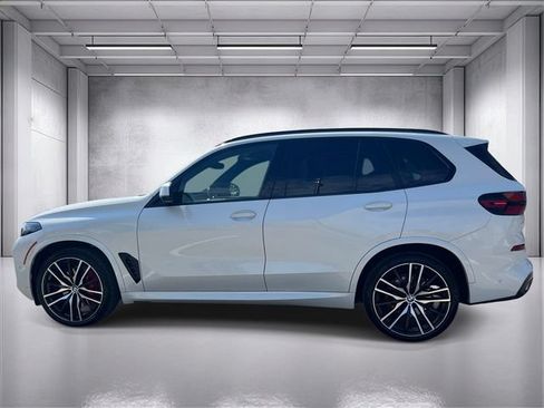 Used 2025 BMW X5 xDrive40i w/ Executive Package AWD/4WD image 6