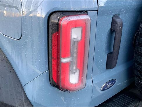 Used 2024 Ford Bronco Badlands image 27