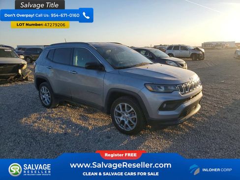Used 2022 Jeep Compass Latitude AWD/4WD image 5