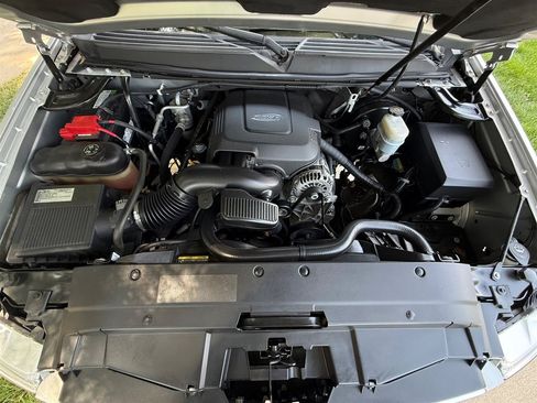 Used 2010 Chevrolet Avalanche LT w/ Luxury Package RWD image 69