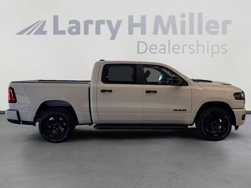 New 2026 RAM 1500 Express AWD/4WD image 6