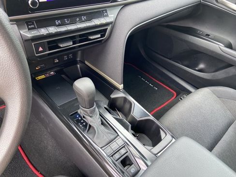 Used 2025 Toyota Camry LE FWD image 40