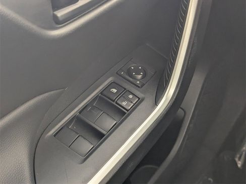 Used 2023 Toyota RAV4 LE image 15