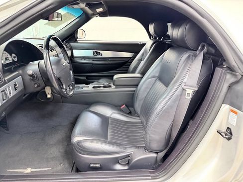 Used 2004 Ford Thunderbird RWD image 13