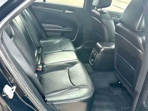 Used 2013 Chrysler 300 C w/ Harman Kardon Audio Group RWD image 15