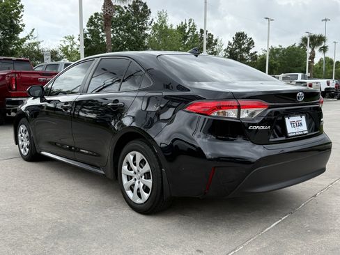 Used 2024 Toyota Corolla LE image 7