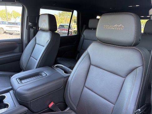 Used 2023 Chevrolet Tahoe High Country AWD/4WD image 14