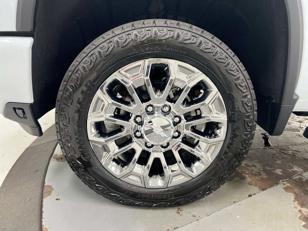 New 2026 Chevrolet Silverado 2500 High Country w/ High Country Premium Package AWD/4WD image 28