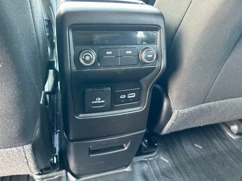 Used 2023 GMC Acadia SLE w/ Driver Convenience Package FWD image 41