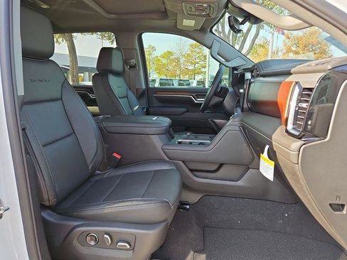 New 2026 GMC Sierra 2500 Denali w/ Denali Reserve Package AWD/4WD image 34