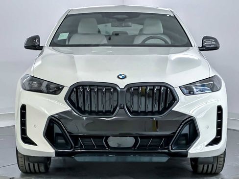 New 2026 BMW X6 xDrive40i image 10