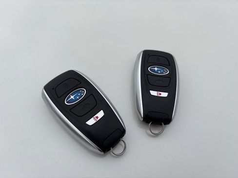 Used 2024 Subaru Crosstrek 2.0i Premium image 33