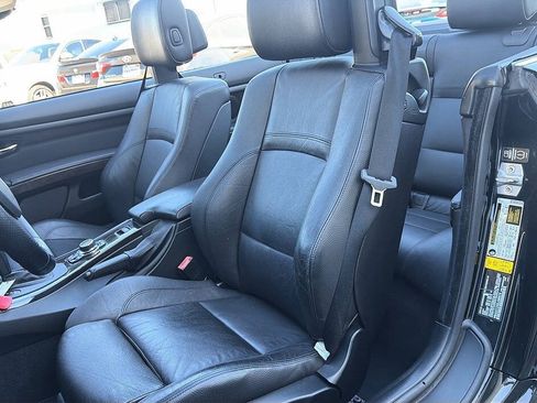 Used 2013 BMW 335i Convertible w/ M Sport Pkg RWD image 5