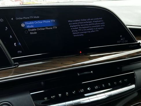 Used 2023 Cadillac Escalade Premium Luxury Platinum w/ LPO, Radiant Package AWD/4WD image 20