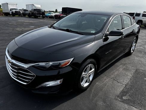Used 2022 Chevrolet Malibu LS w/ Driver Confidence Package II FWD image 3