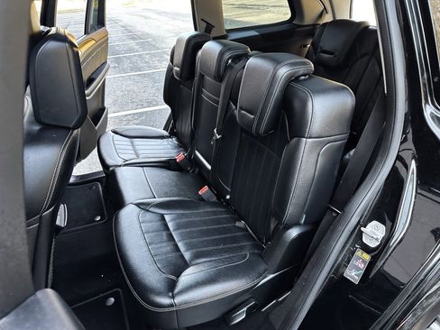 Used 2013 Mercedes-Benz GL 450 4MATIC w/ Premium 2 Pkg image 22