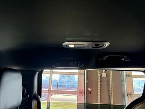 New 2026 Chrysler Pacifica Select image 18