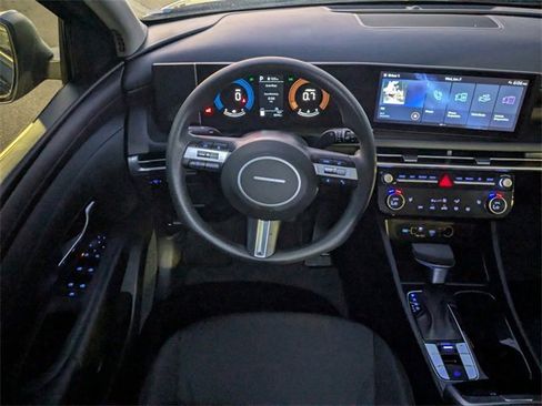 Used 2025 Hyundai Tucson SEL image 19