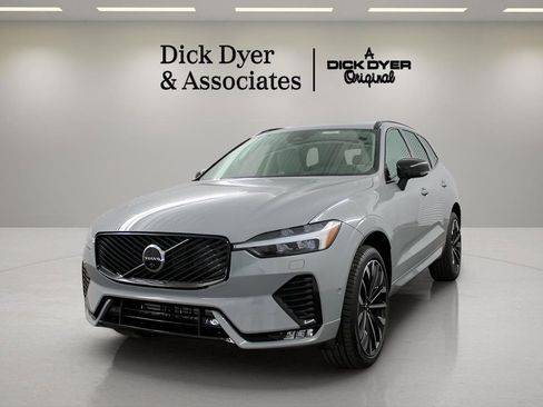 New 2026 Volvo XC60 B5 Ultra w/ Protection Package Premier image 6