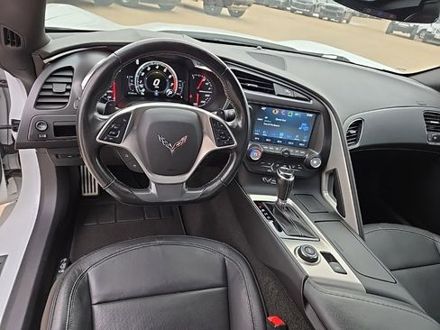 Used 2019 Chevrolet Corvette Stingray Coupe w/ Carbon Flash Badge Package image 30