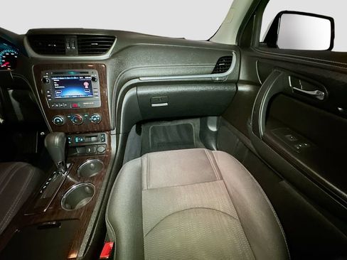 Used 2017 Chevrolet Traverse LT w/ Style and Technology Package AWD/4WD image 29