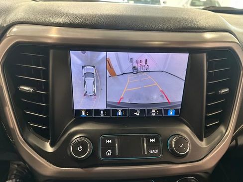 Used 2022 GMC Acadia AT4 w/ Technology Package image 23