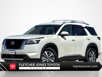 Used 2022 Nissan Pathfinder SL