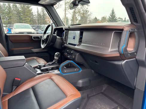 Used 2023 Ford Bronco Outer Banks image 22