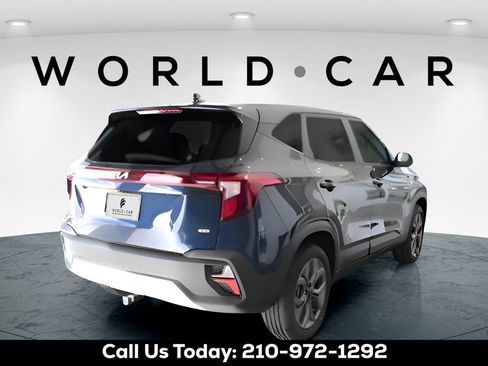 Certified 2026 Kia Seltos LX AWD/4WD image 3