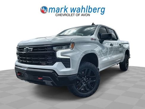 Used 2024 Chevrolet Silverado 1500 LT Trail Boss w/ Convenience Package II image 1